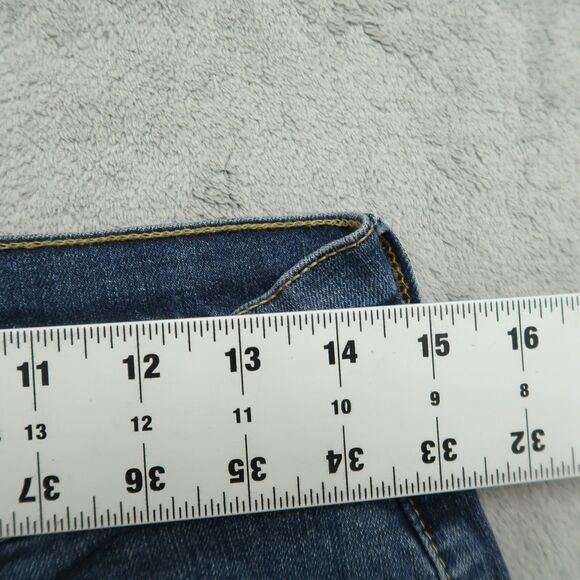 Levi's 515 Jeans Women's Size 8M Blue Mid-Rise Bootcut 31" Inseam Distressed - Picture 4 of 16